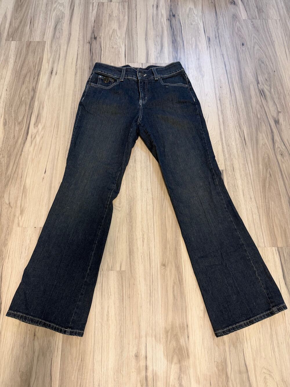 Ruff Hewn Women's Size 8 Short Well Worn Bootcut Jeans Dark Wash